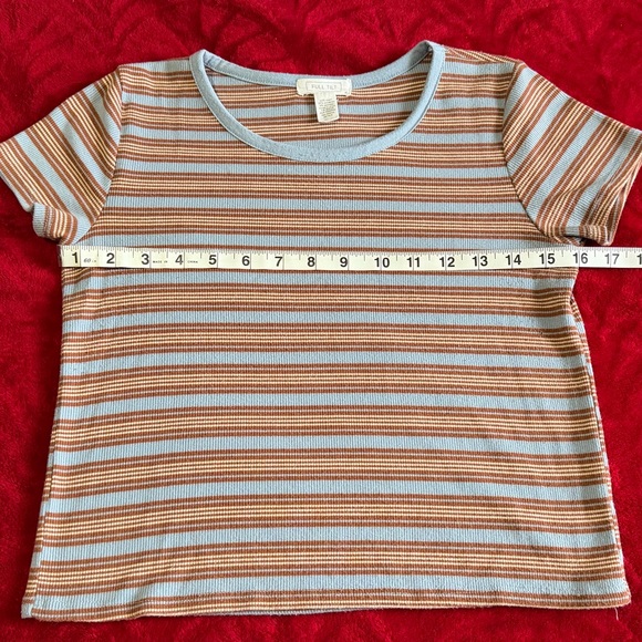 Like New XL Full Tilt Jr’s Shirt Purchased @ Tilley’s Never dried N dyer Perfect - Picture 8 of 12